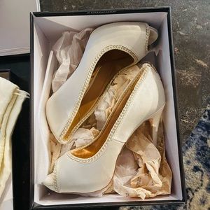 Formal platform pumps